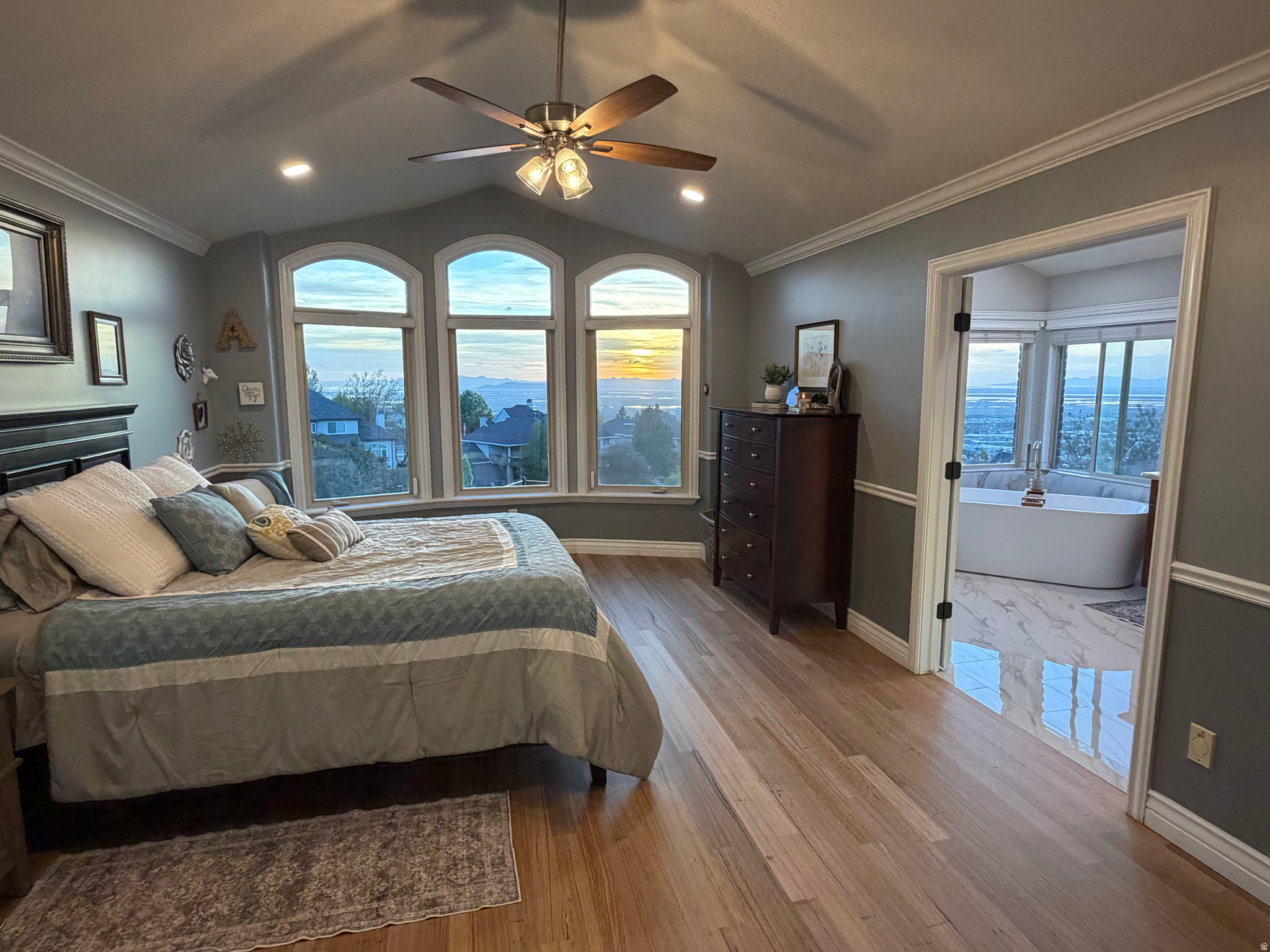 BRIDLEWOOD ESTATES - Residential