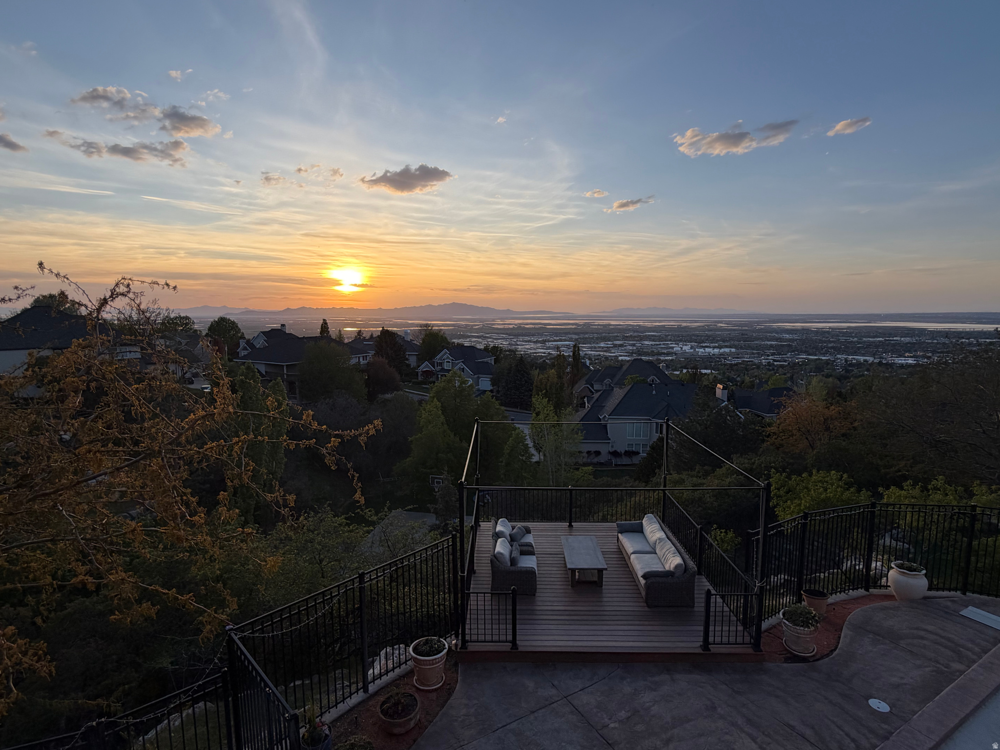 BRIDLEWOOD ESTATES - Residential