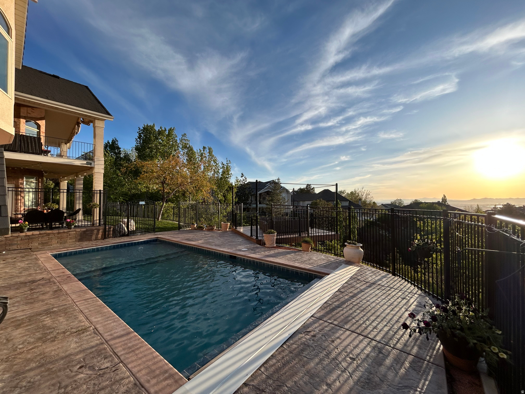 BRIDLEWOOD ESTATES - Residential