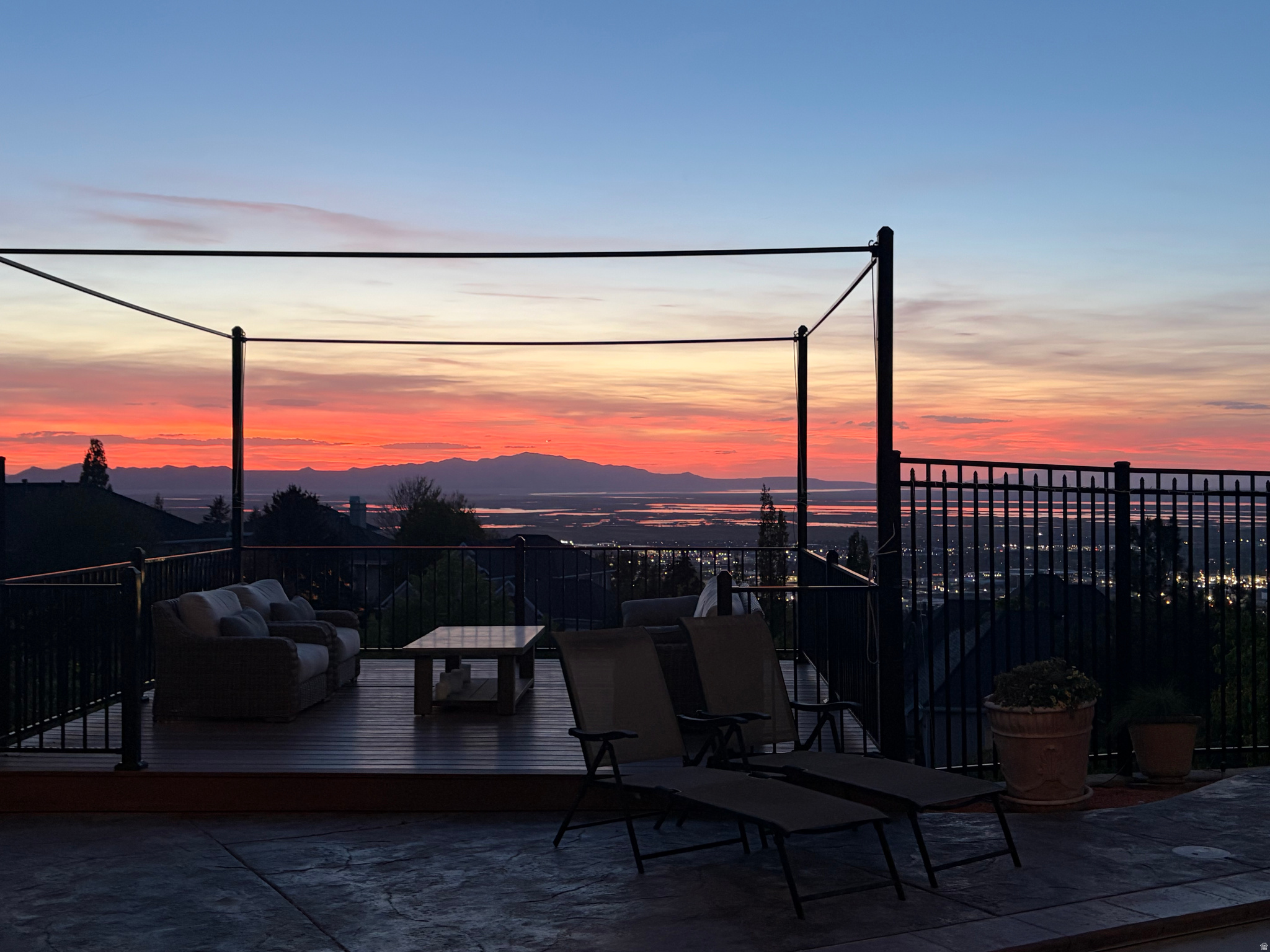 BRIDLEWOOD ESTATES - Residential