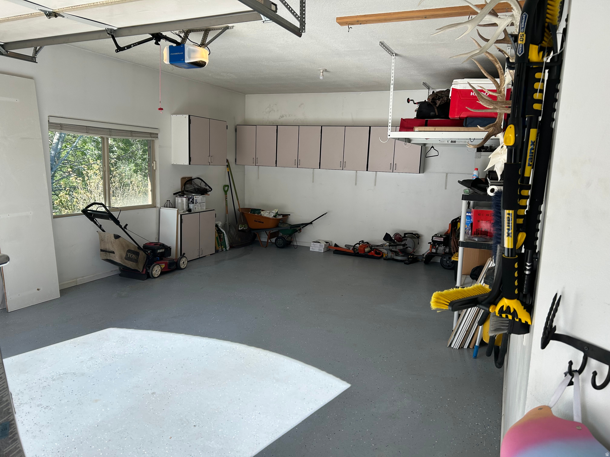 BRIDLEWOOD ESTATES - Residential