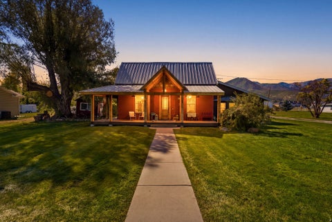 Tiny photo for 585 N CENTER ST, Midway, UT 84049 (MLS # 2183333)