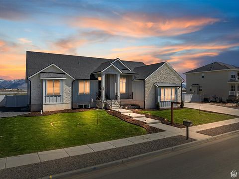 Tiny photo for 2062 S 4300 W, Taylor, UT 84401 (MLS # 2099023)