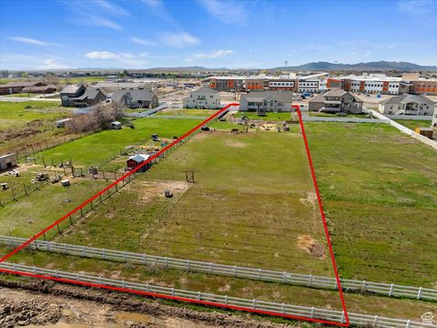 Tiny photo for 2062 S 4300 W, Taylor, UT 84401 (MLS # 2099023)