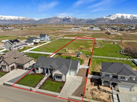 Tiny photo for 2062 S 4300 W, Taylor, UT 84401 (MLS # 2099023)