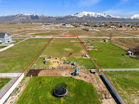 Tiny photo for 2062 S 4300 W, Taylor, UT 84401 (MLS # 2099023)