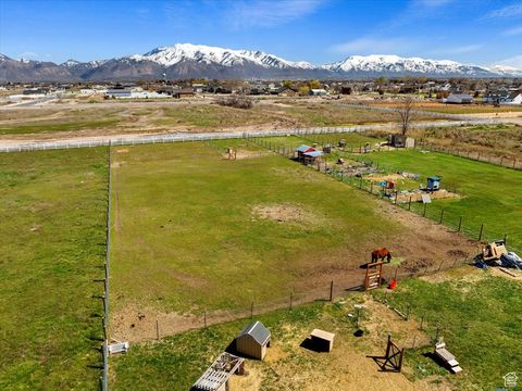 Tiny photo for 2062 S 4300 W, Taylor, UT 84401 (MLS # 2099023)