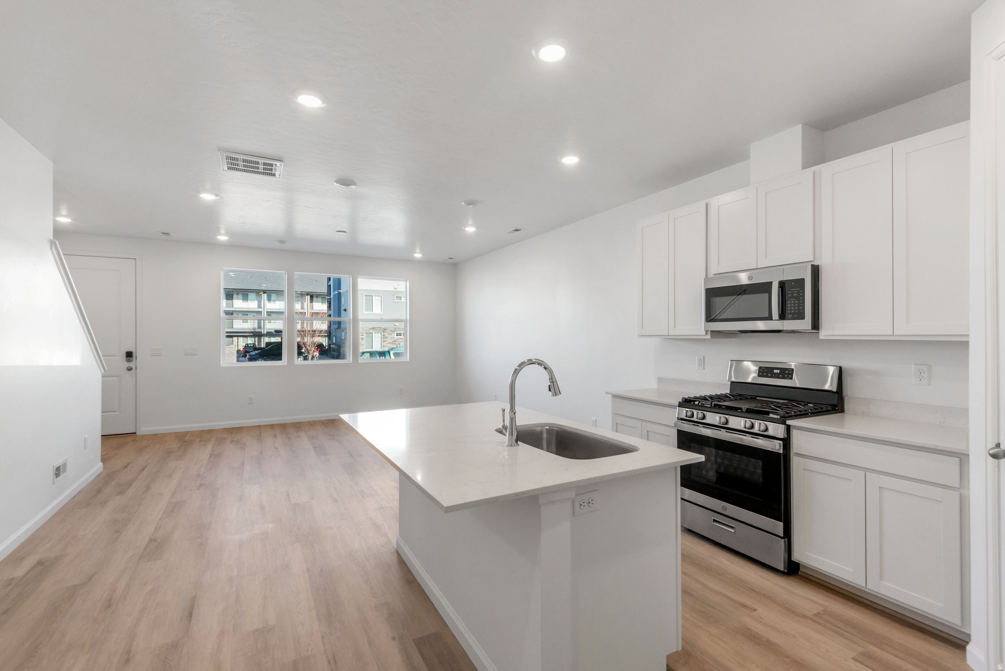 VILLAGES AT ARROWHEAD PARK - Residential