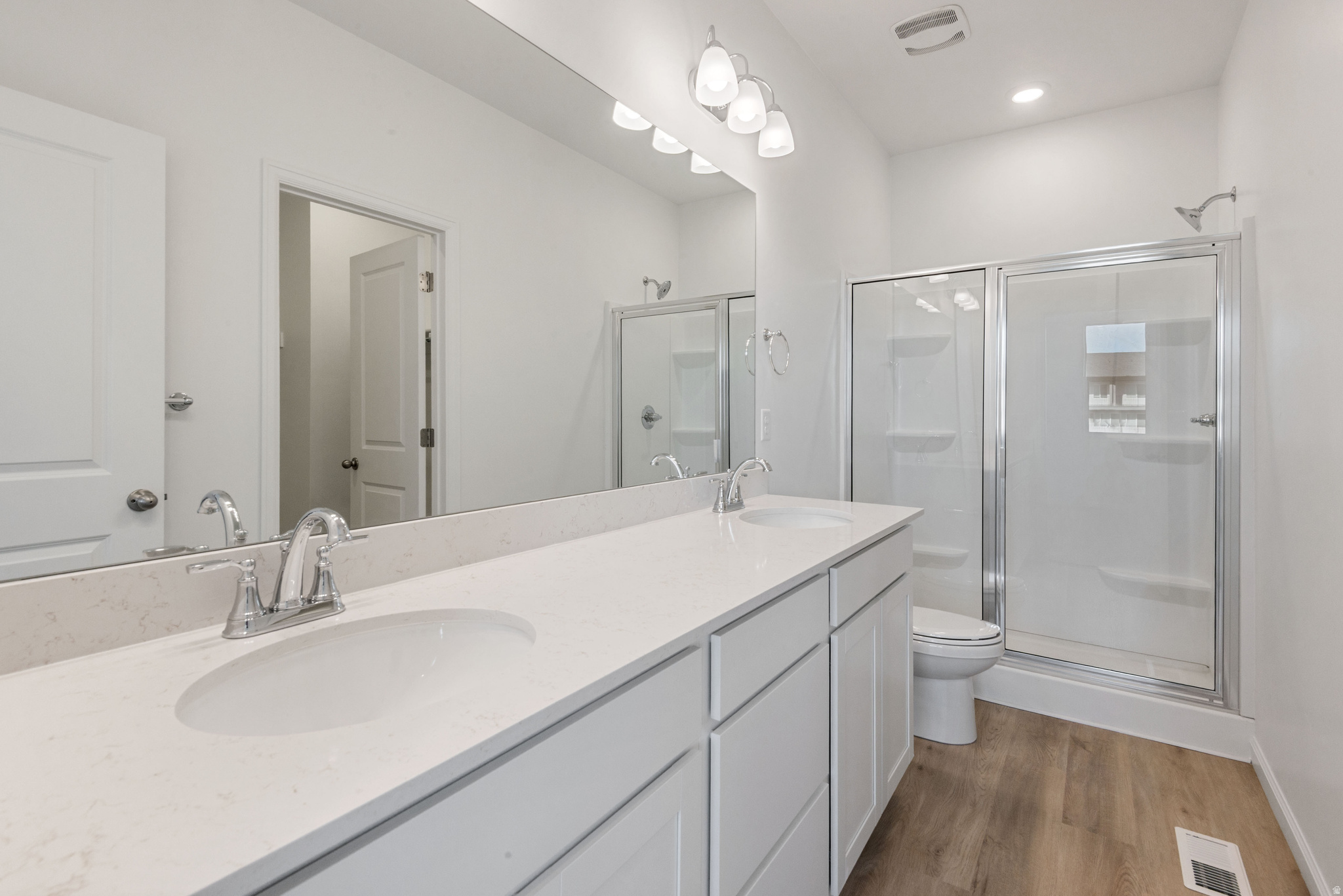 VILLAGES AT ARROWHEAD PARK - Residential