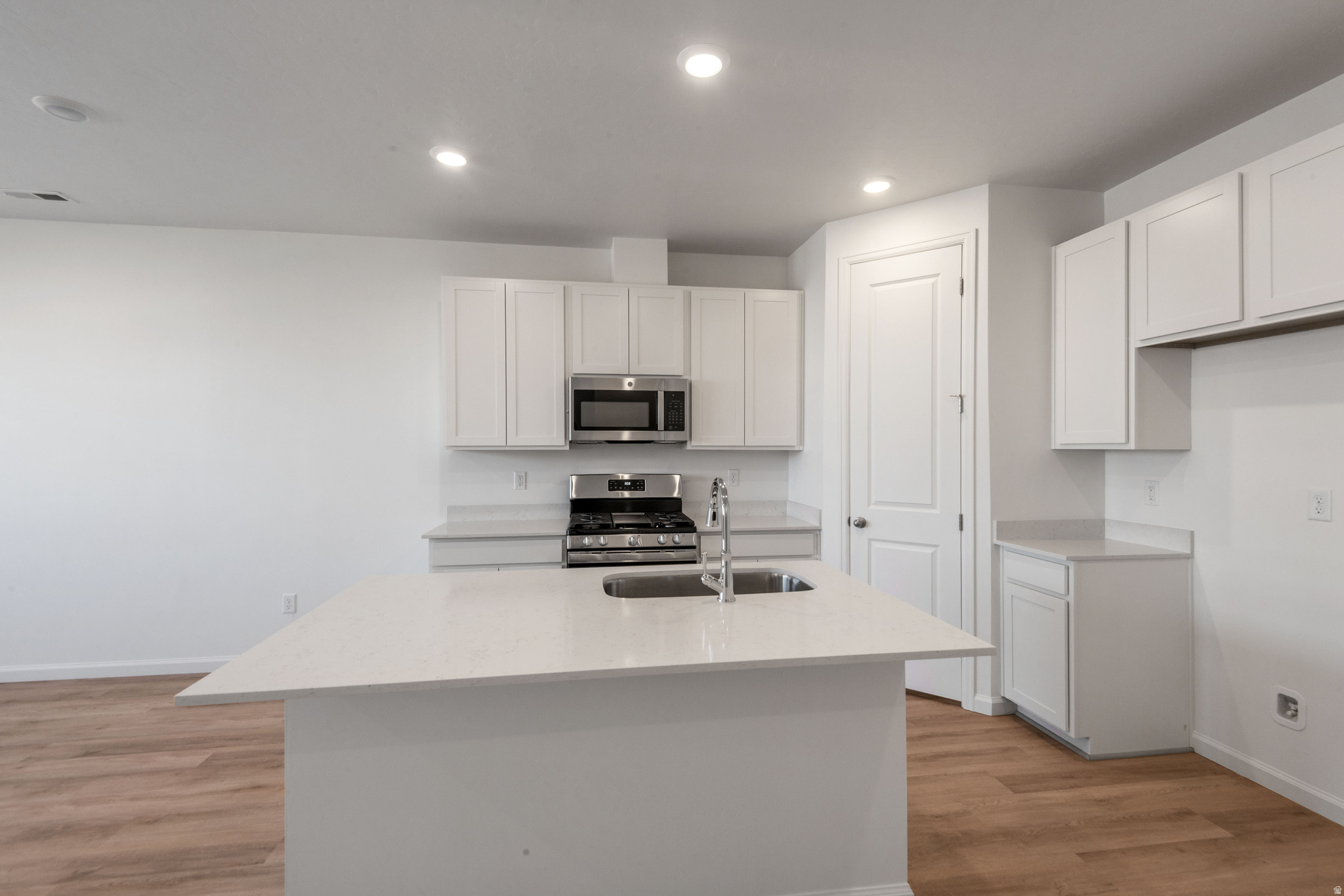 VILLAGES AT ARROWHEAD PARK - Residential