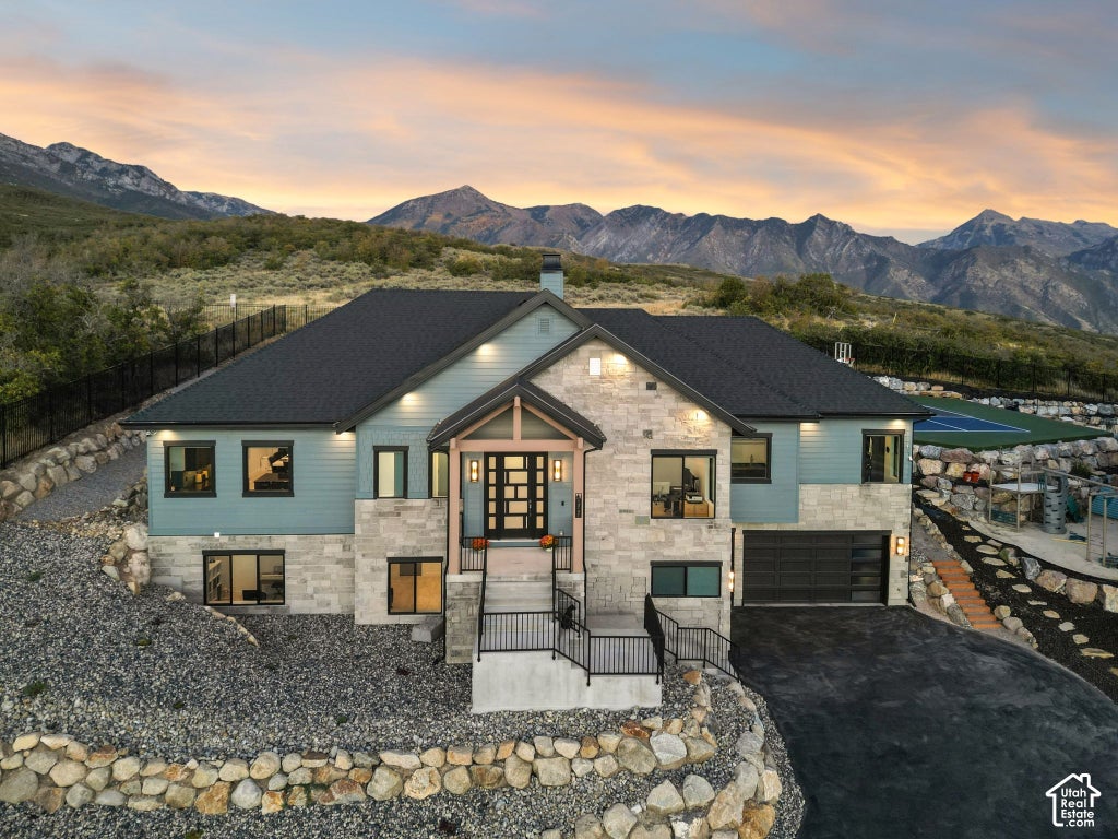 Photo of 14747 S CANYON PEAK DR, Draper, UT 84020 (MLS # 2189622)