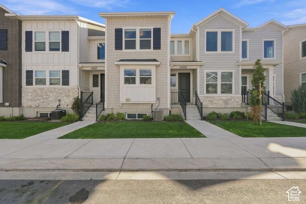 Photo of 4209 W 1960 N, Lehi, UT 84043 (MLS # 2189607)