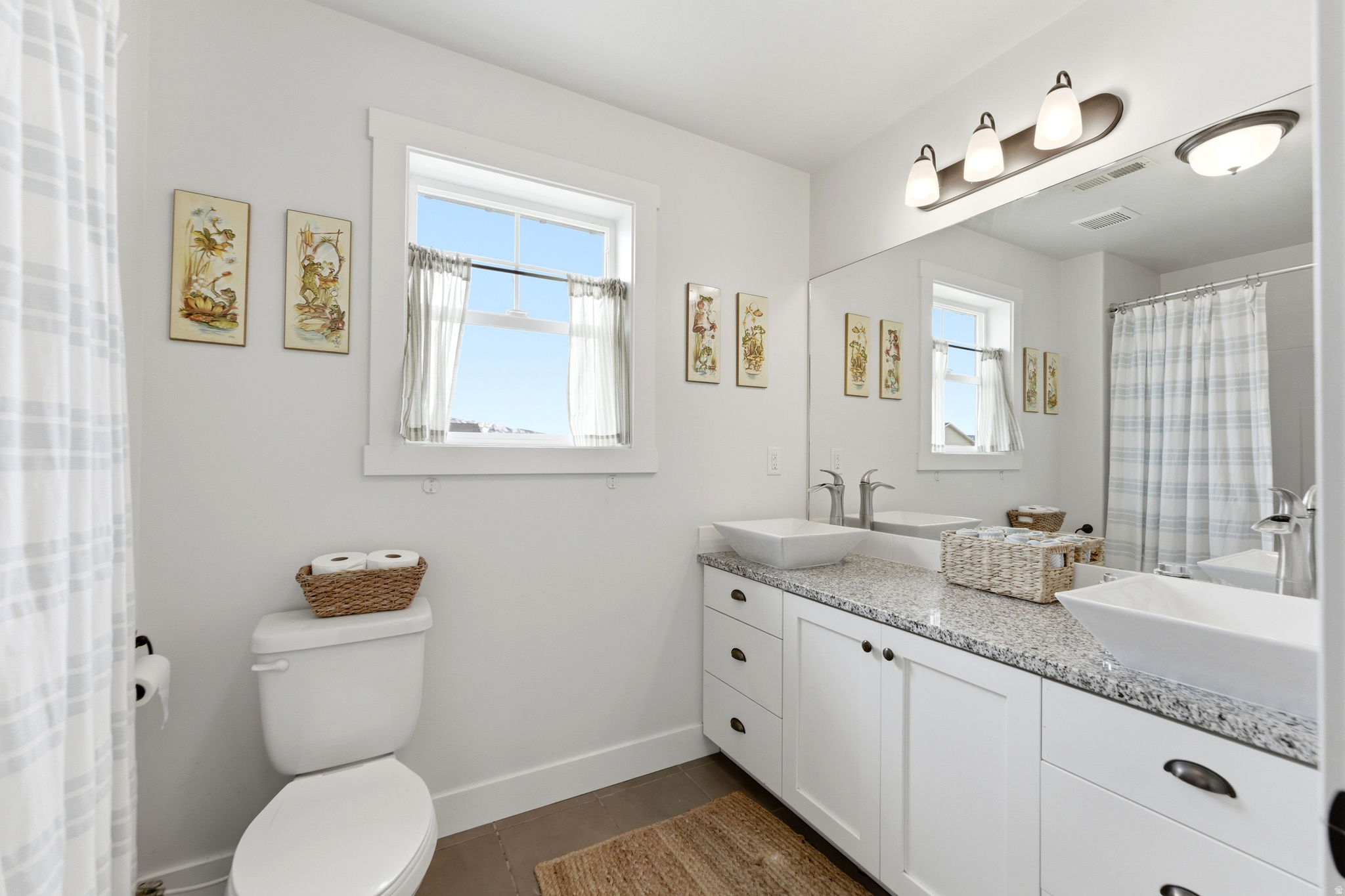 COUNTRY COVE ESTATES - Residential