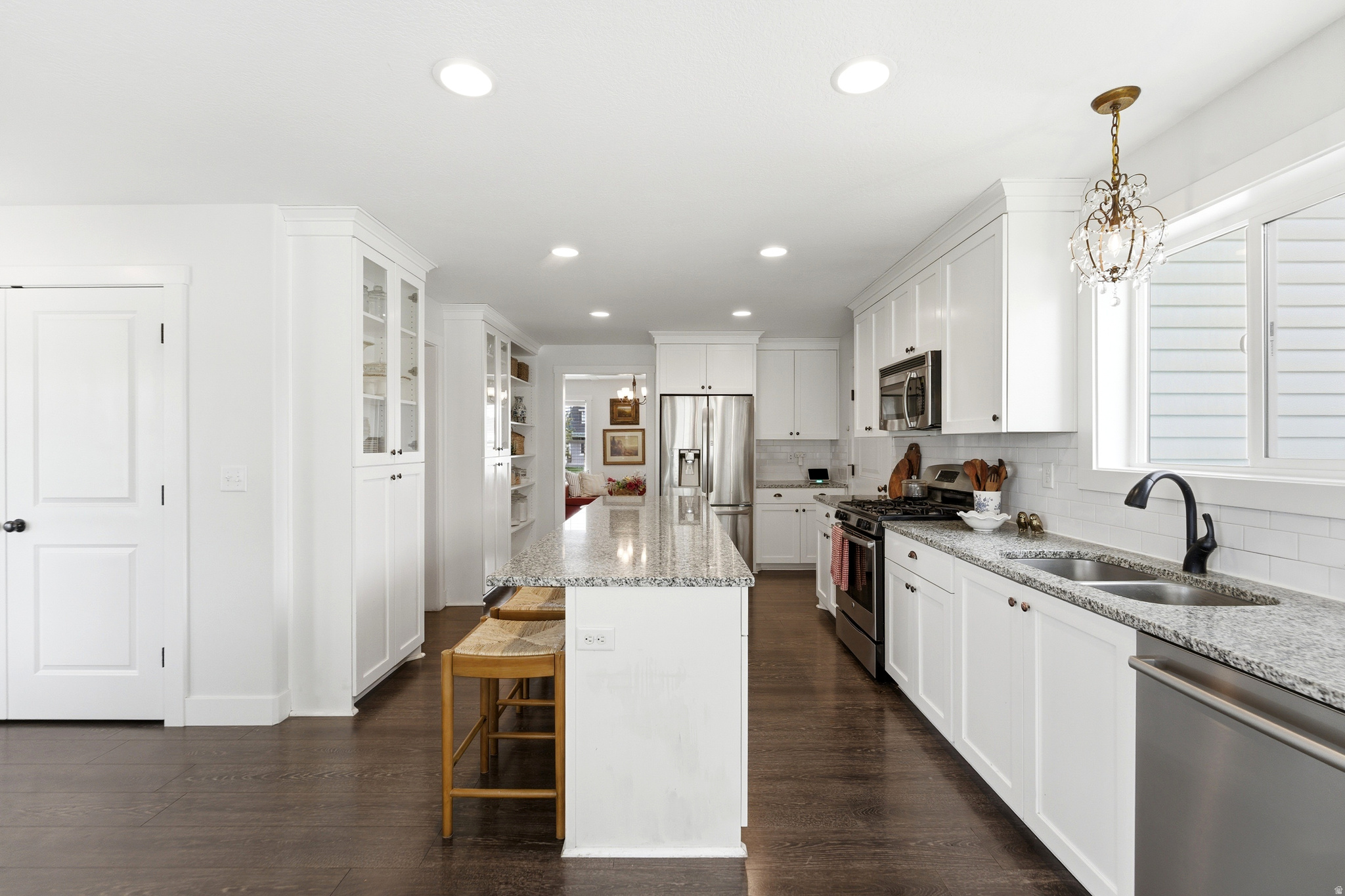 COUNTRY COVE ESTATES - Residential