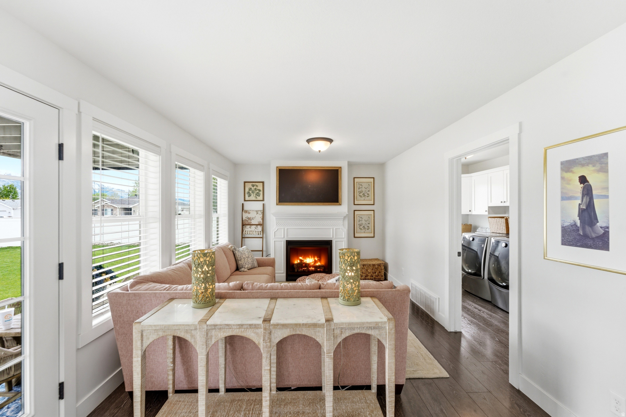 COUNTRY COVE ESTATES - Residential