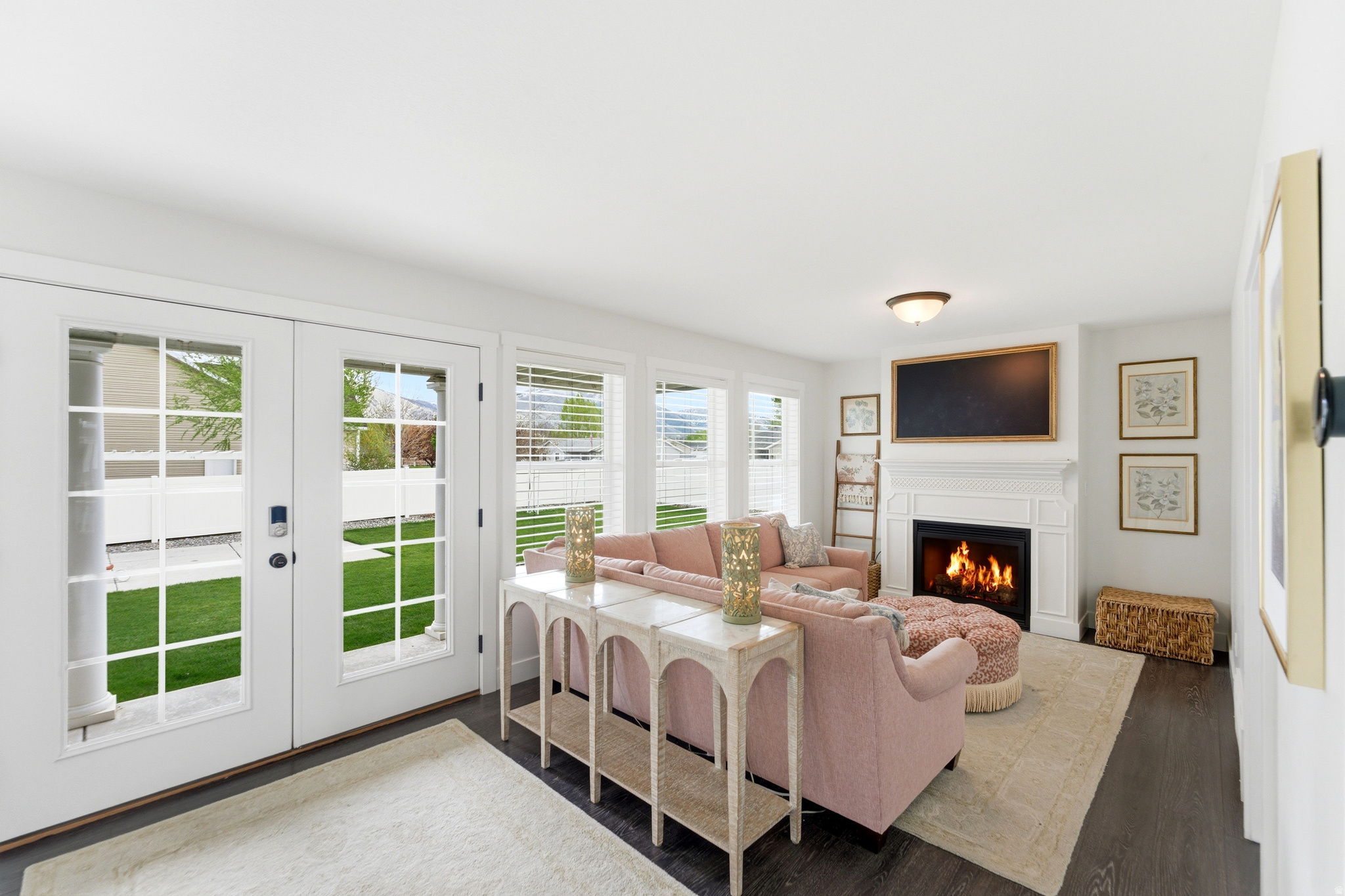 COUNTRY COVE ESTATES - Residential