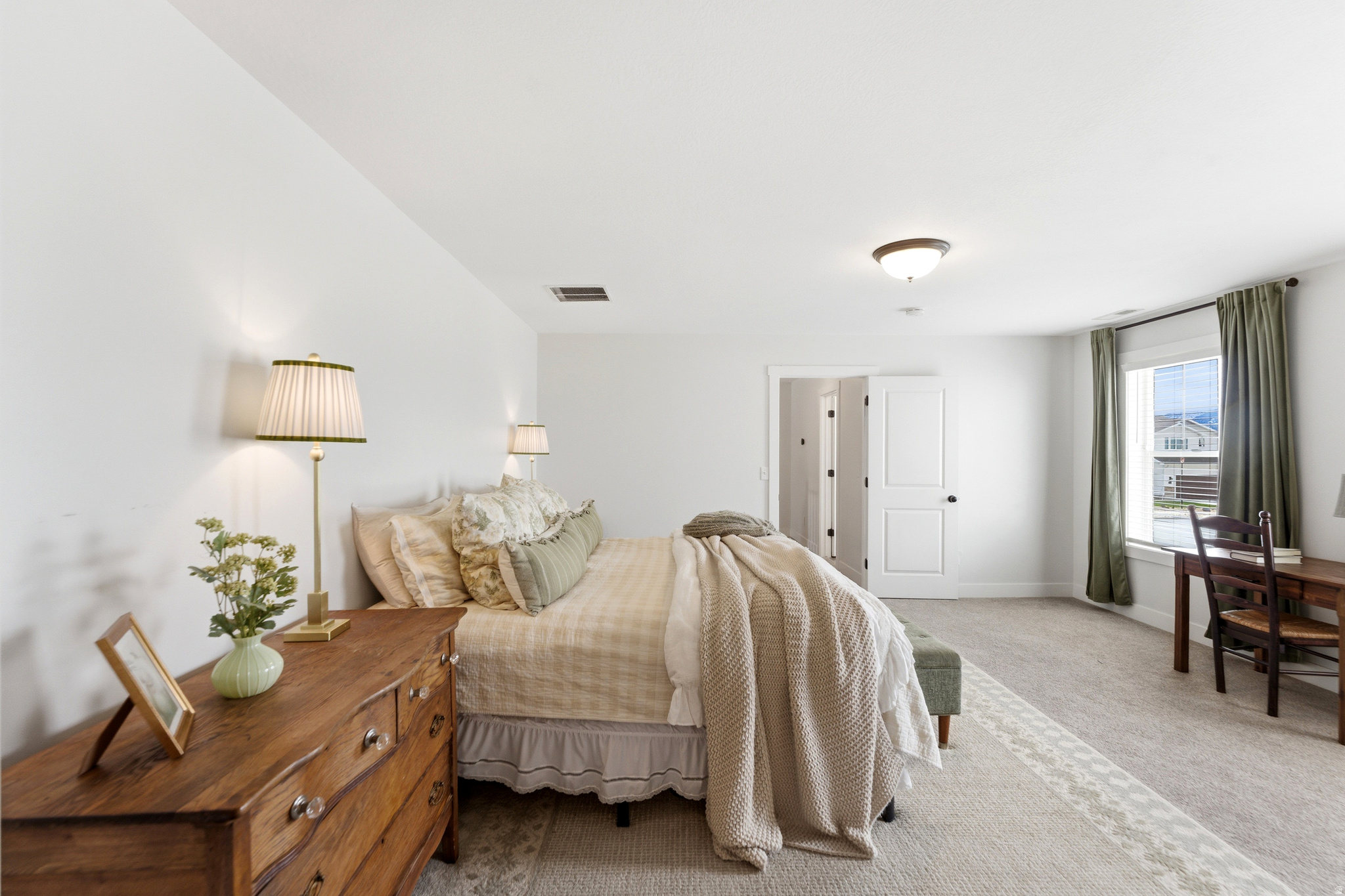 COUNTRY COVE ESTATES - Residential