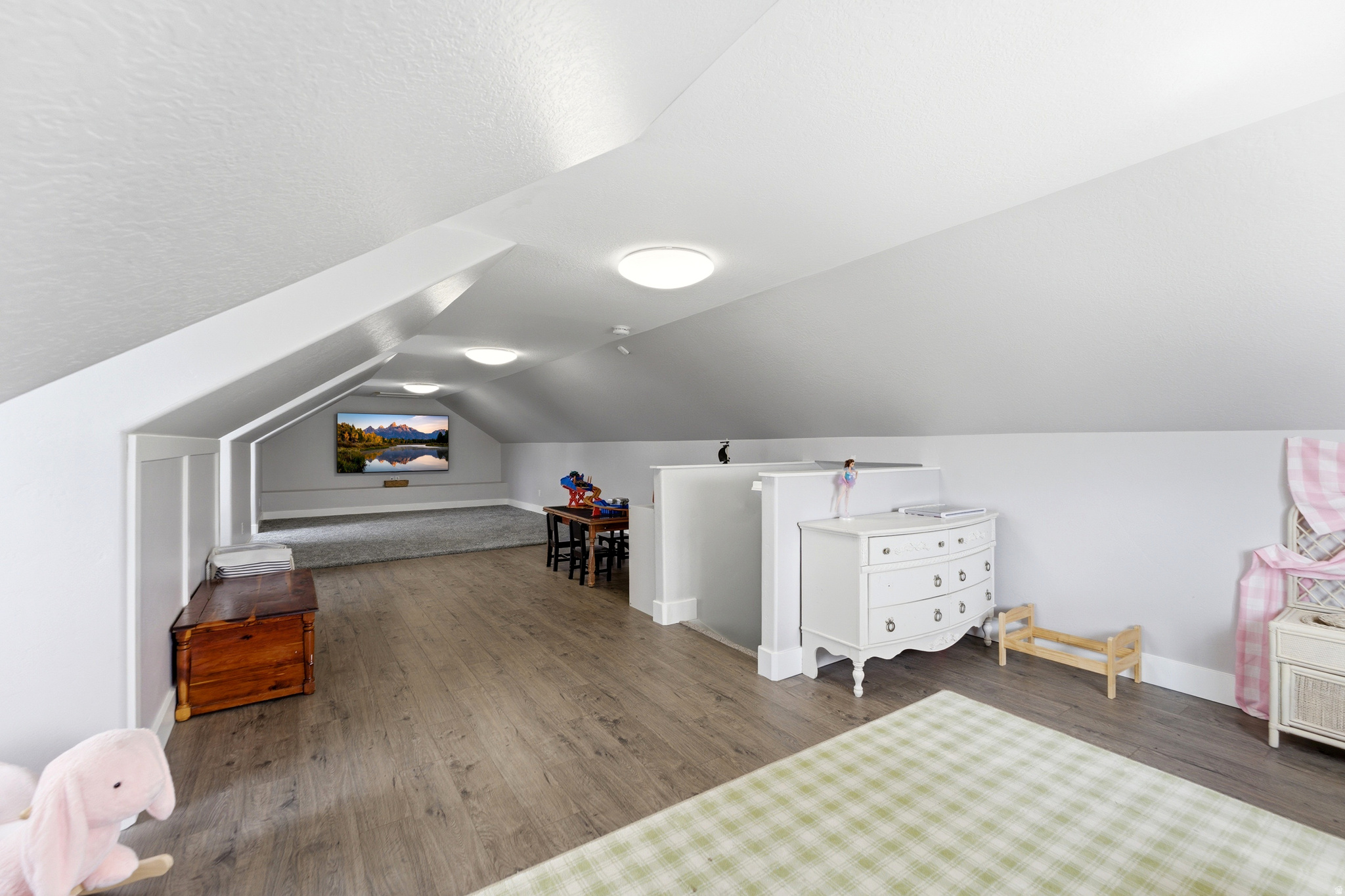 COUNTRY COVE ESTATES - Residential