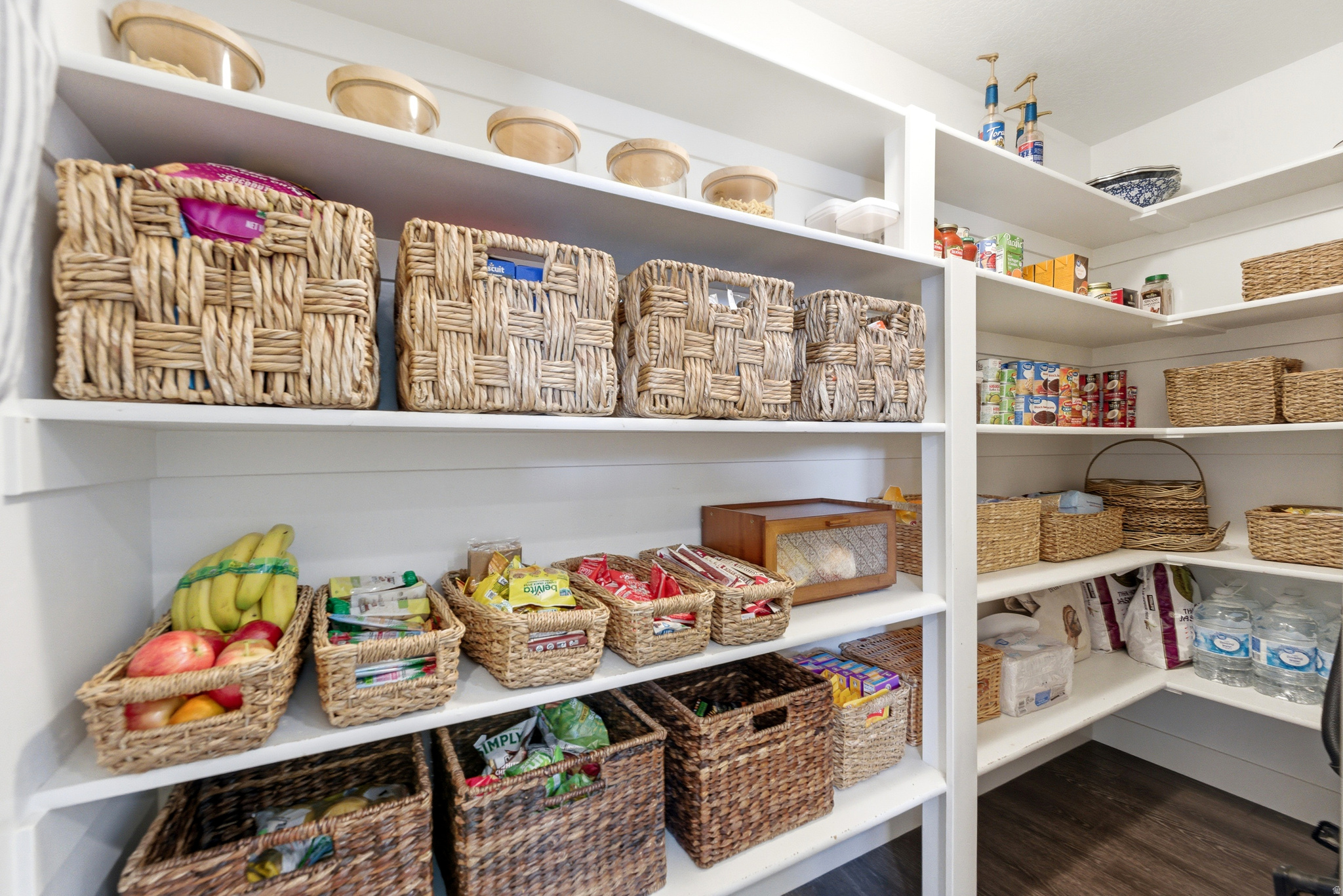 COUNTRY COVE ESTATES - Residential