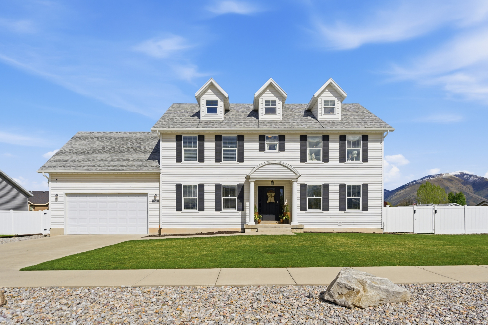 COUNTRY COVE ESTATES - Residential