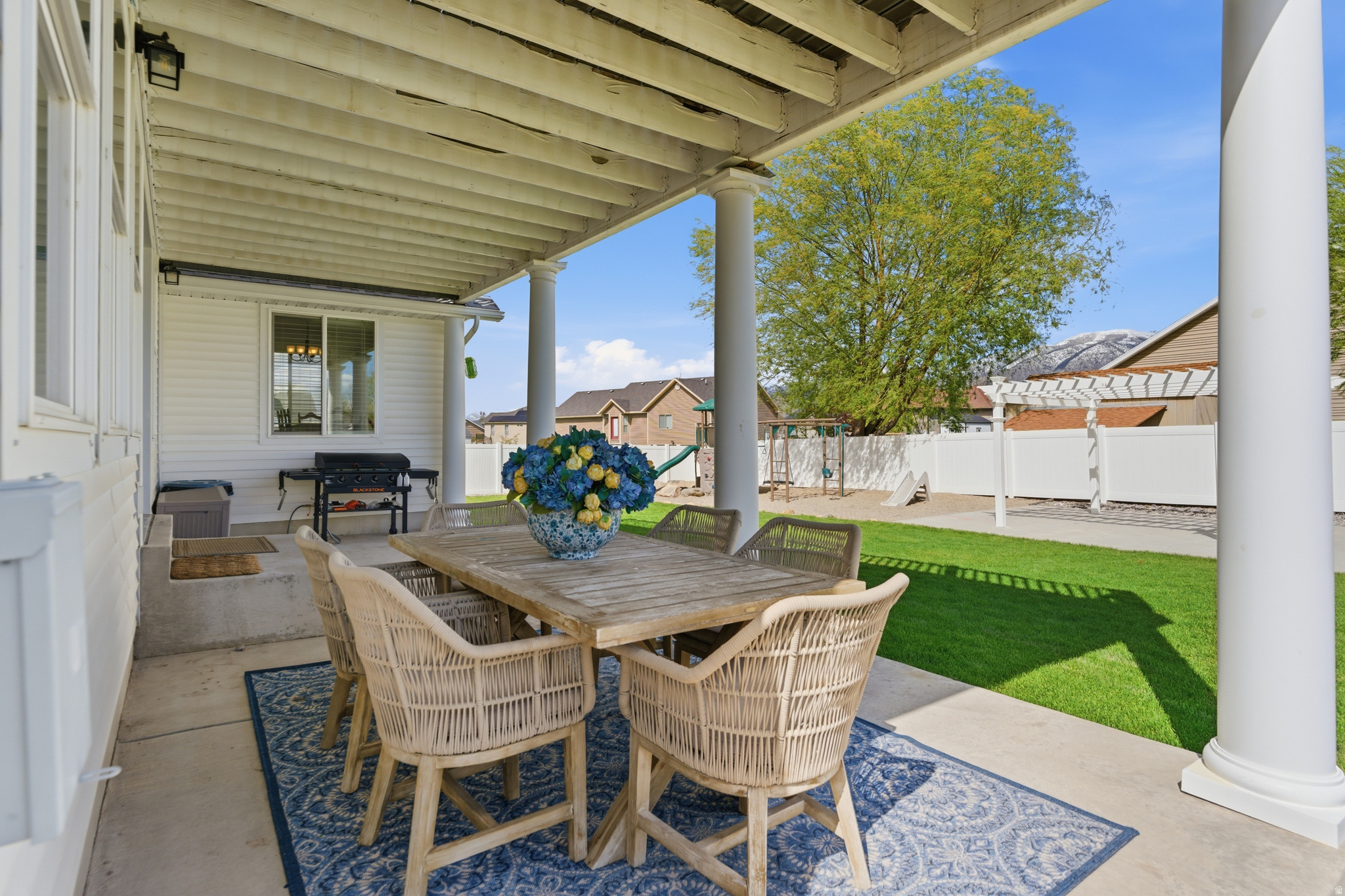 COUNTRY COVE ESTATES - Residential