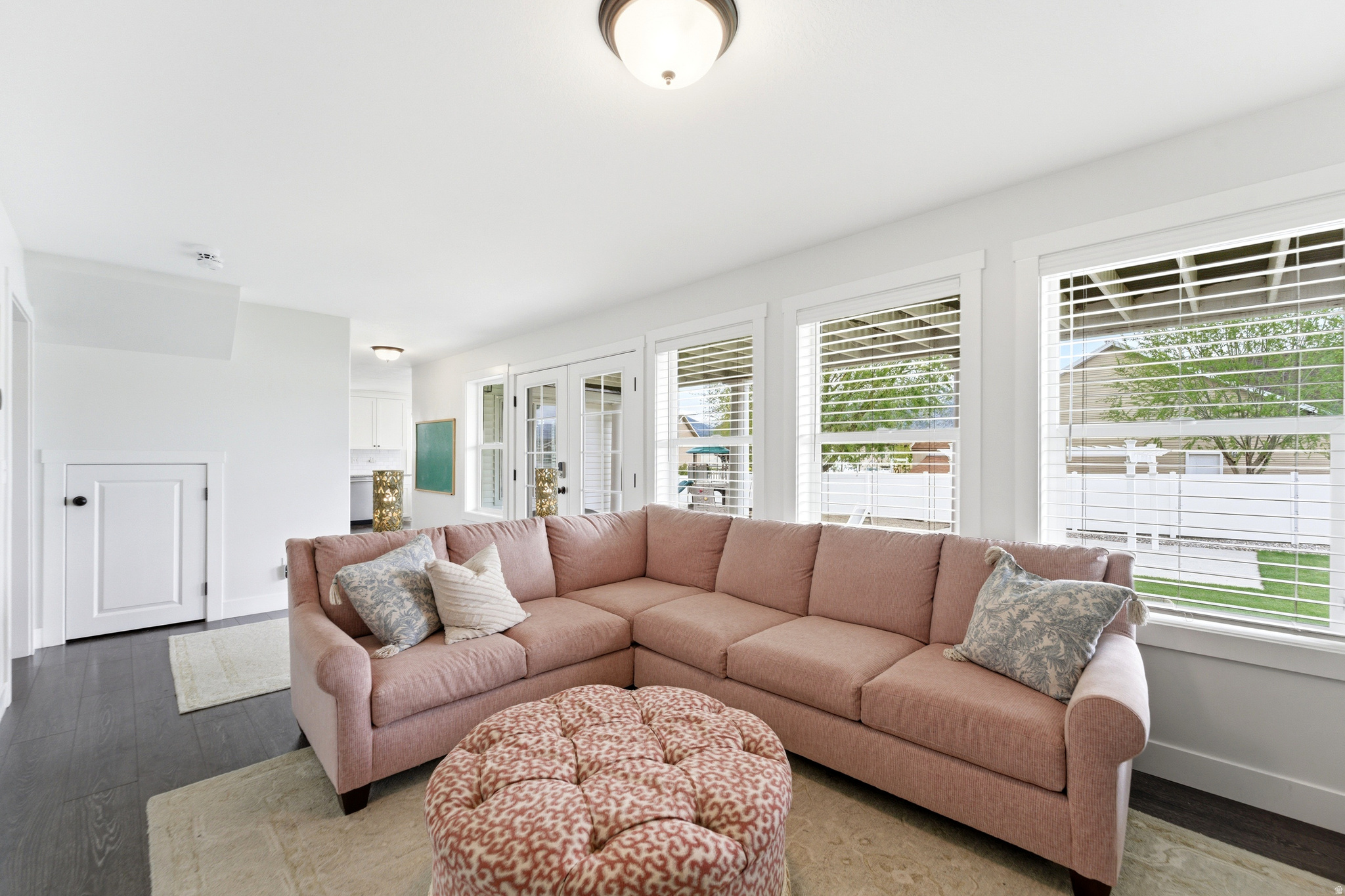 COUNTRY COVE ESTATES - Residential