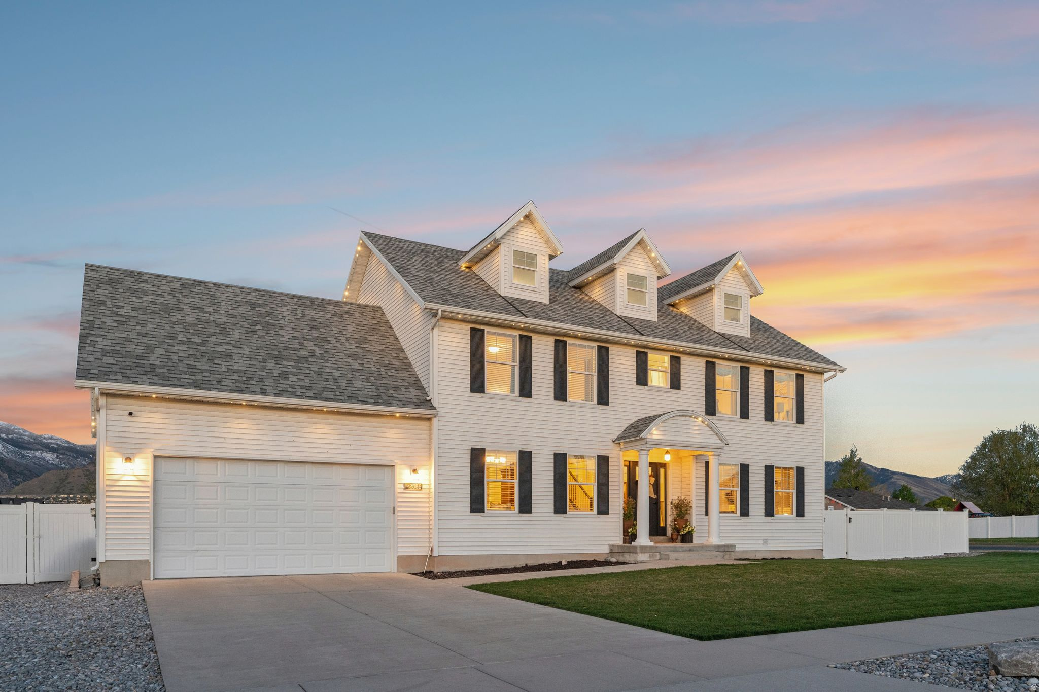 COUNTRY COVE ESTATES - Residential