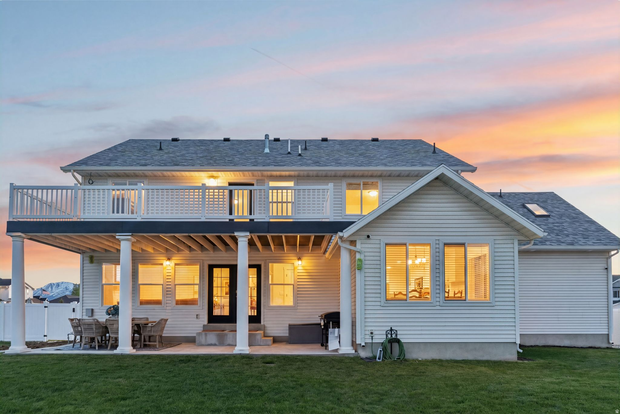 COUNTRY COVE ESTATES - Residential