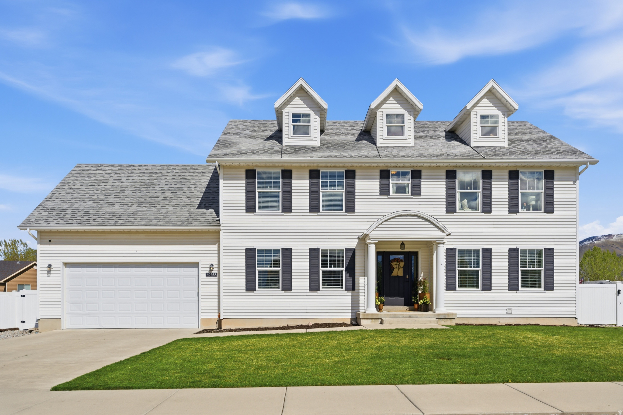 COUNTRY COVE ESTATES - Residential