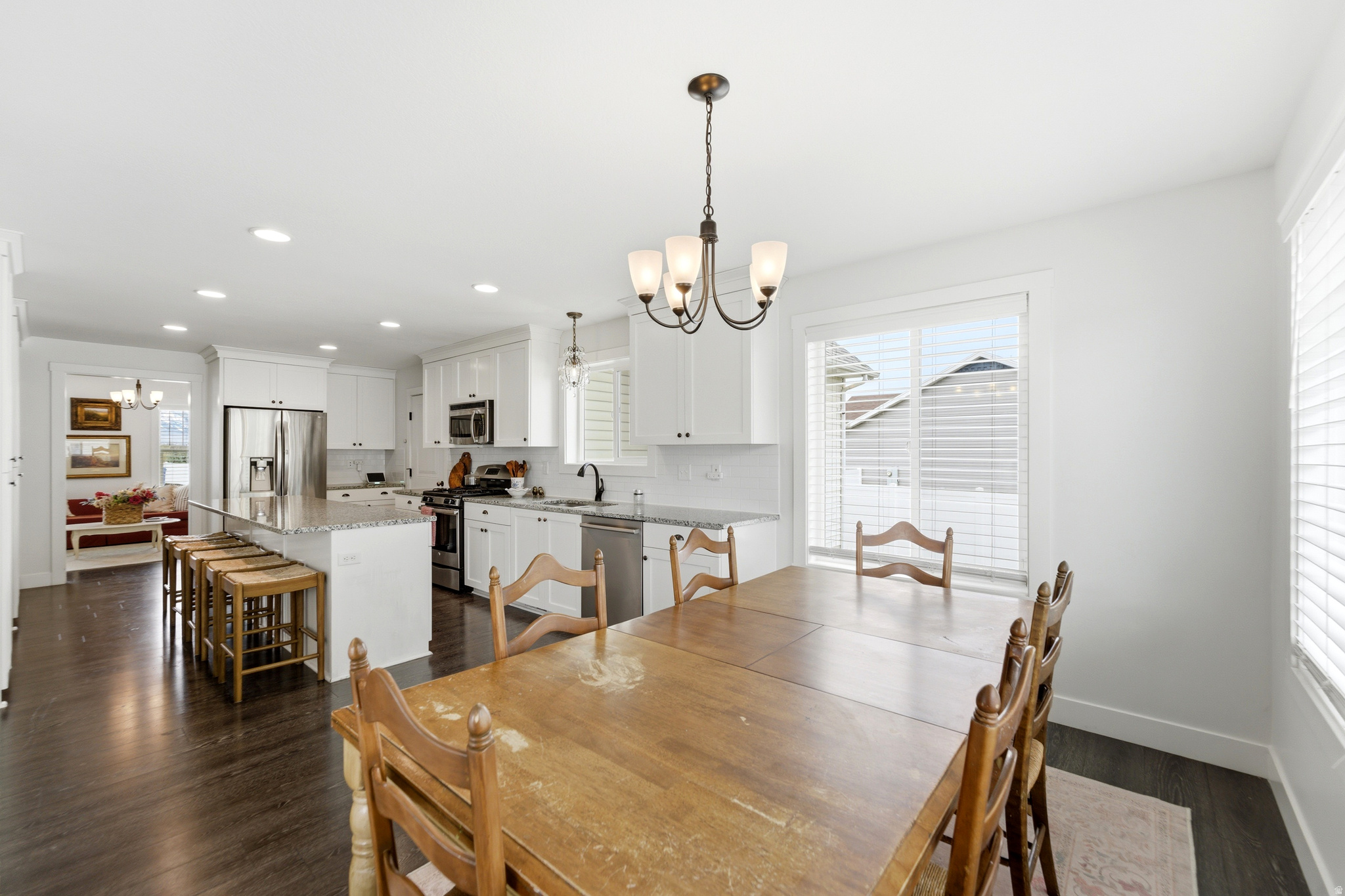 COUNTRY COVE ESTATES - Residential