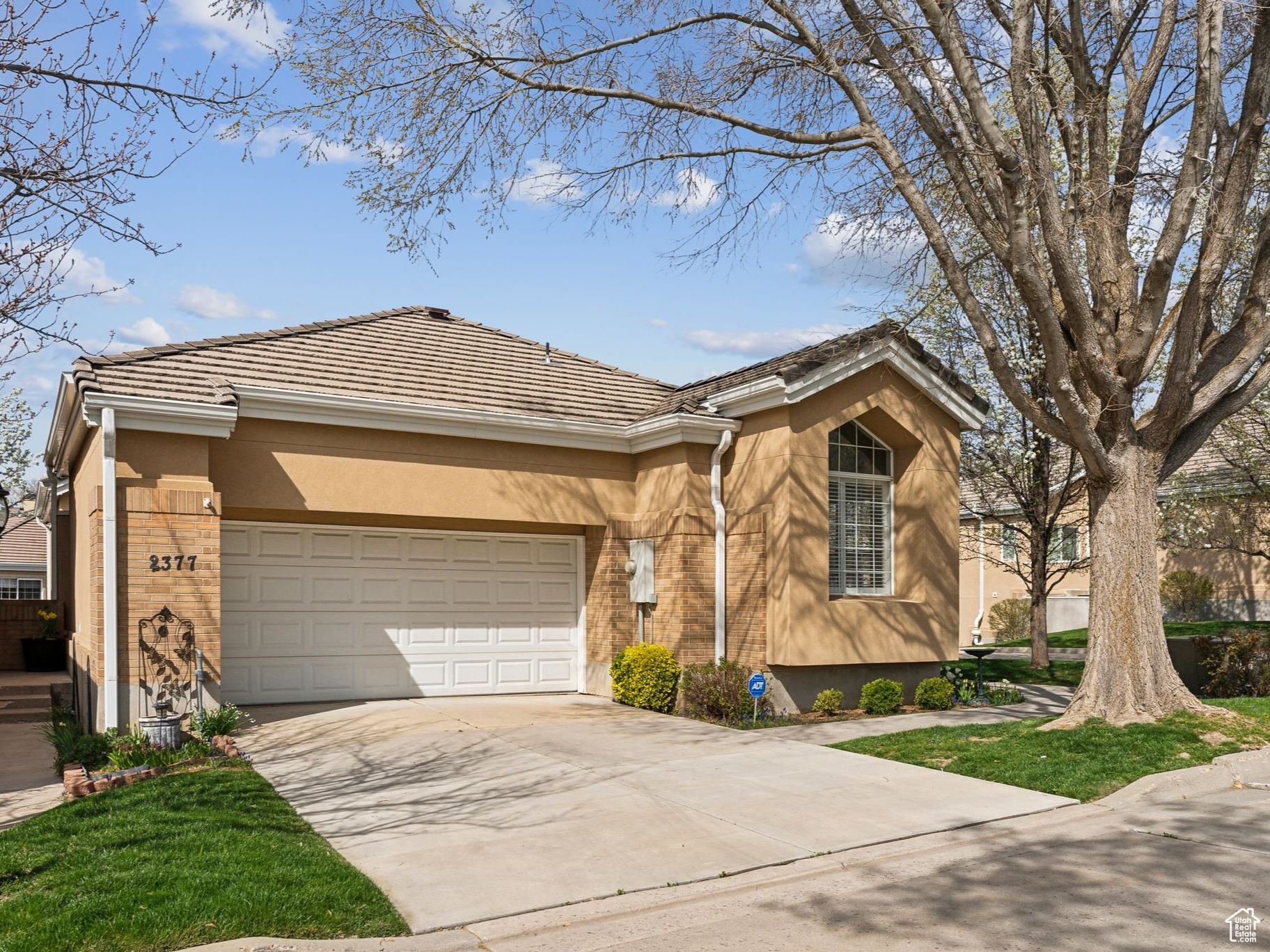 2377 E Dayspring Ln, Salt Lake City, Utah image 1