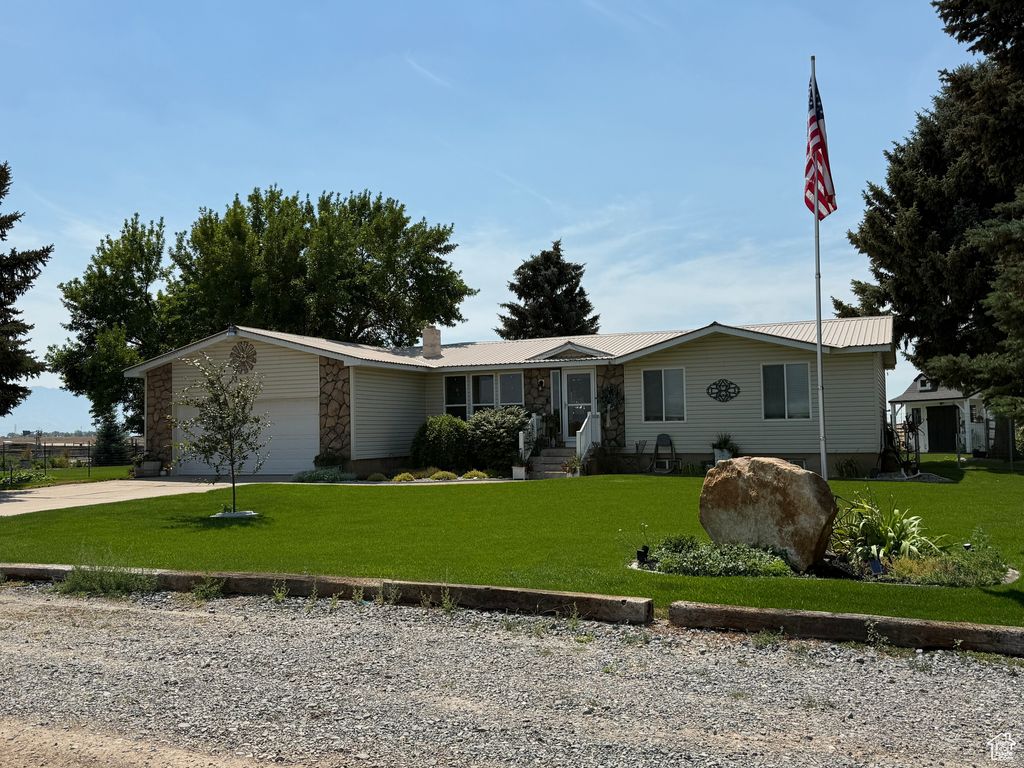 Photo of 3515 W 100 S, Weston, ID 83286 (MLS # 2102309)