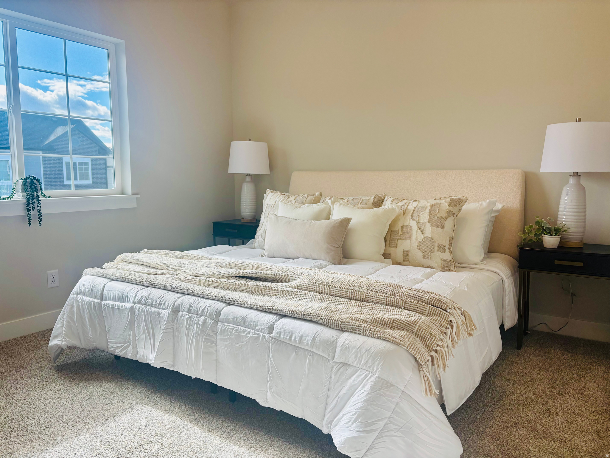 1600 PARK AVE - Residential