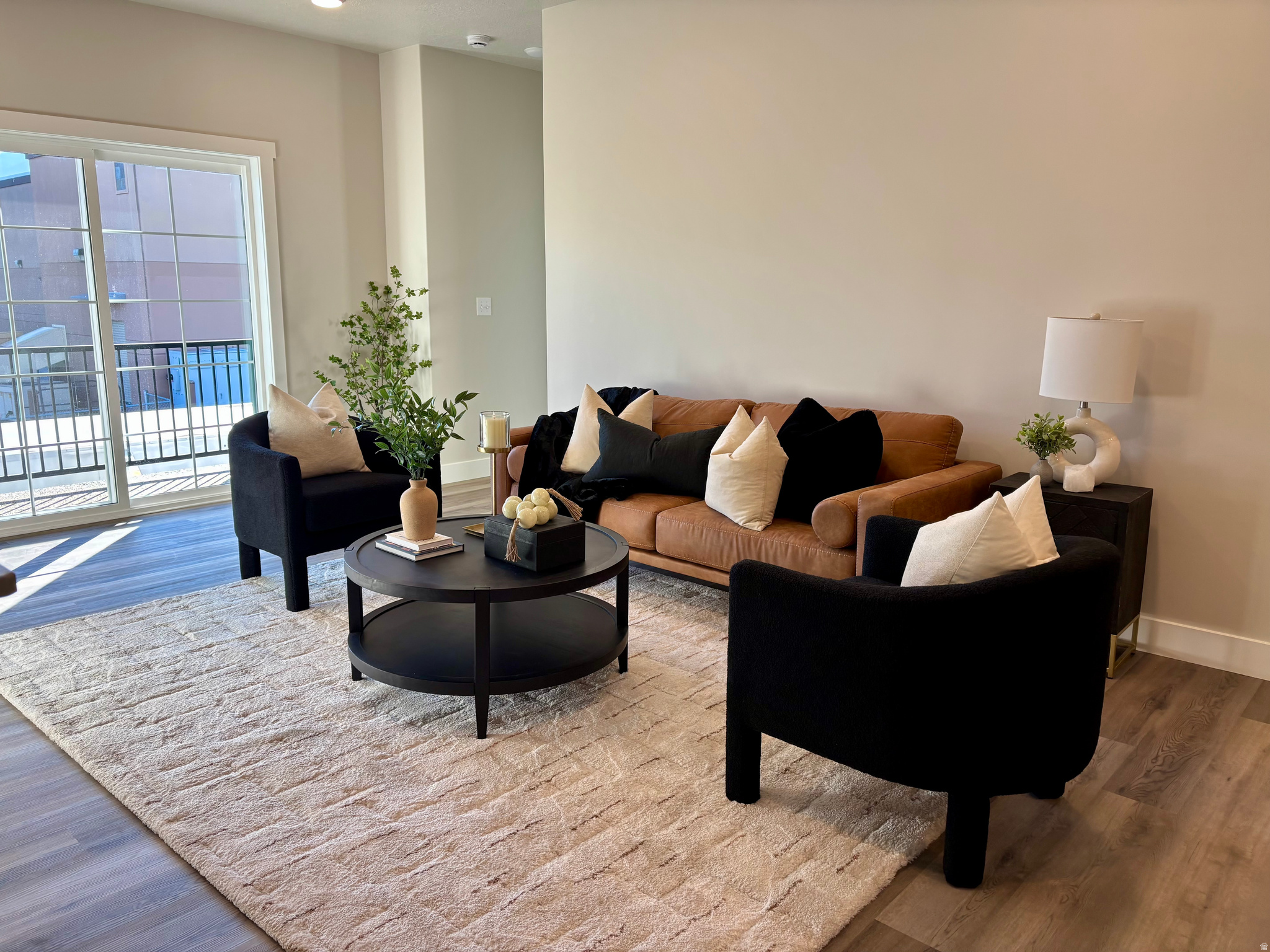 1600 PARK AVE - Residential