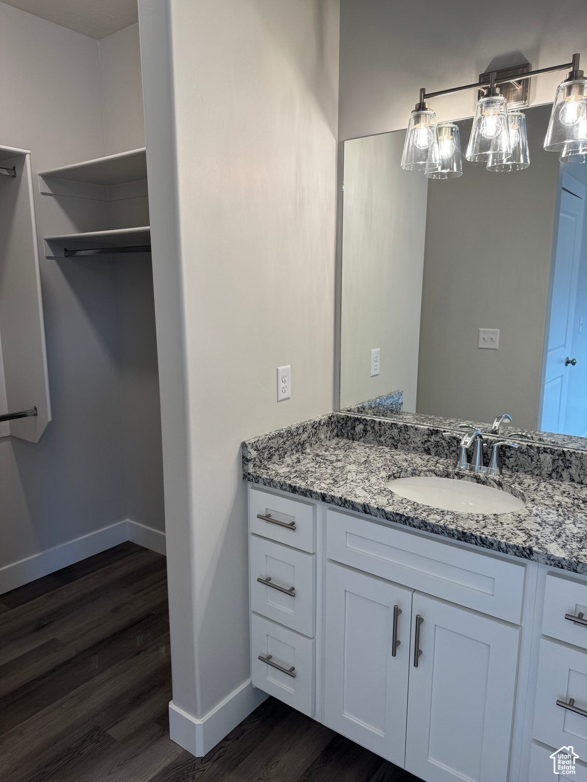 1600 PARK AVE - Residential