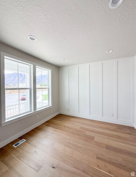 Tiny photo for 691 W EAGLECREST CIR, Elk Ridge, UT 84651 (MLS # 2116978)