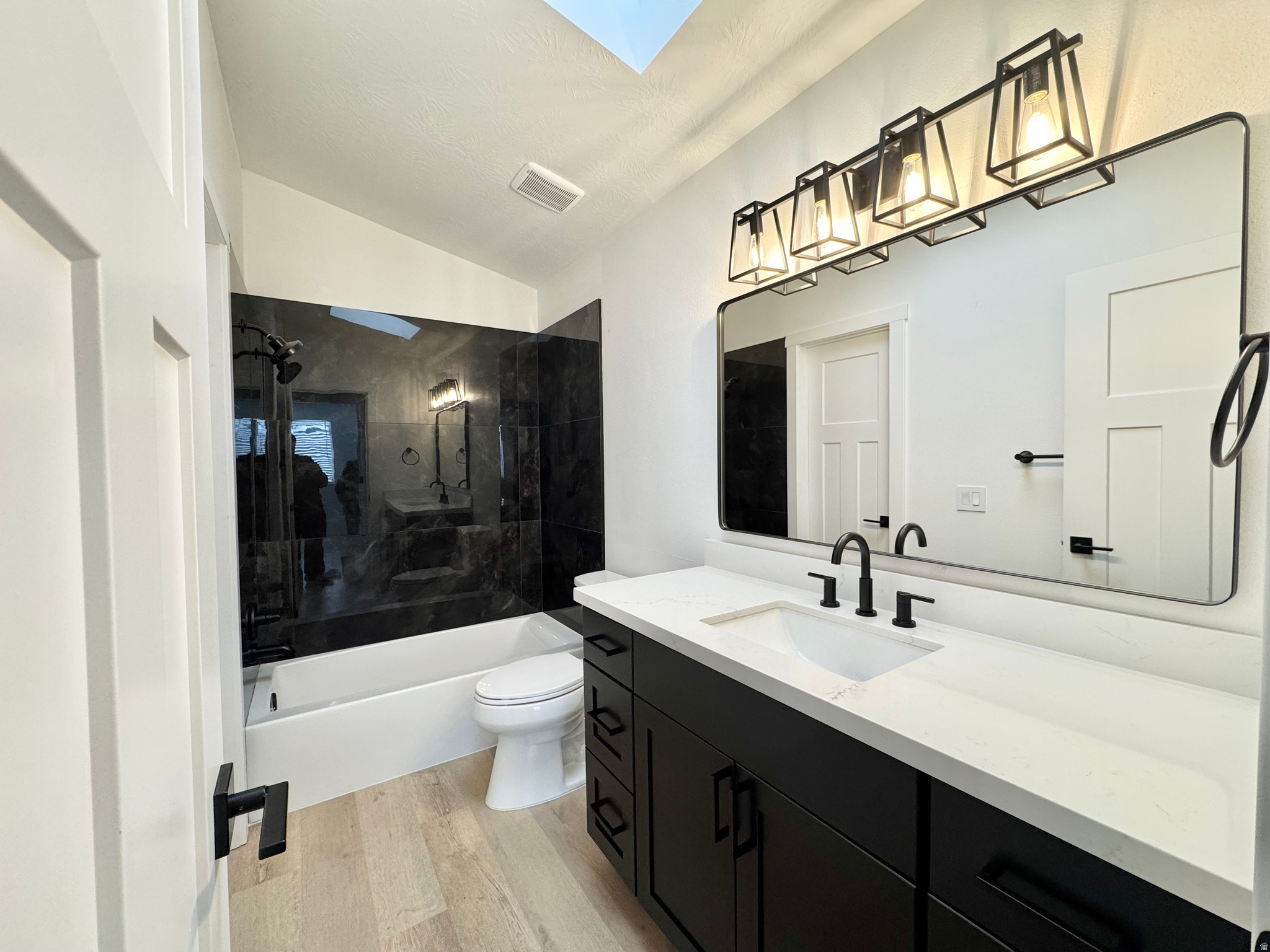 APPLE FARMS #1 - Residential