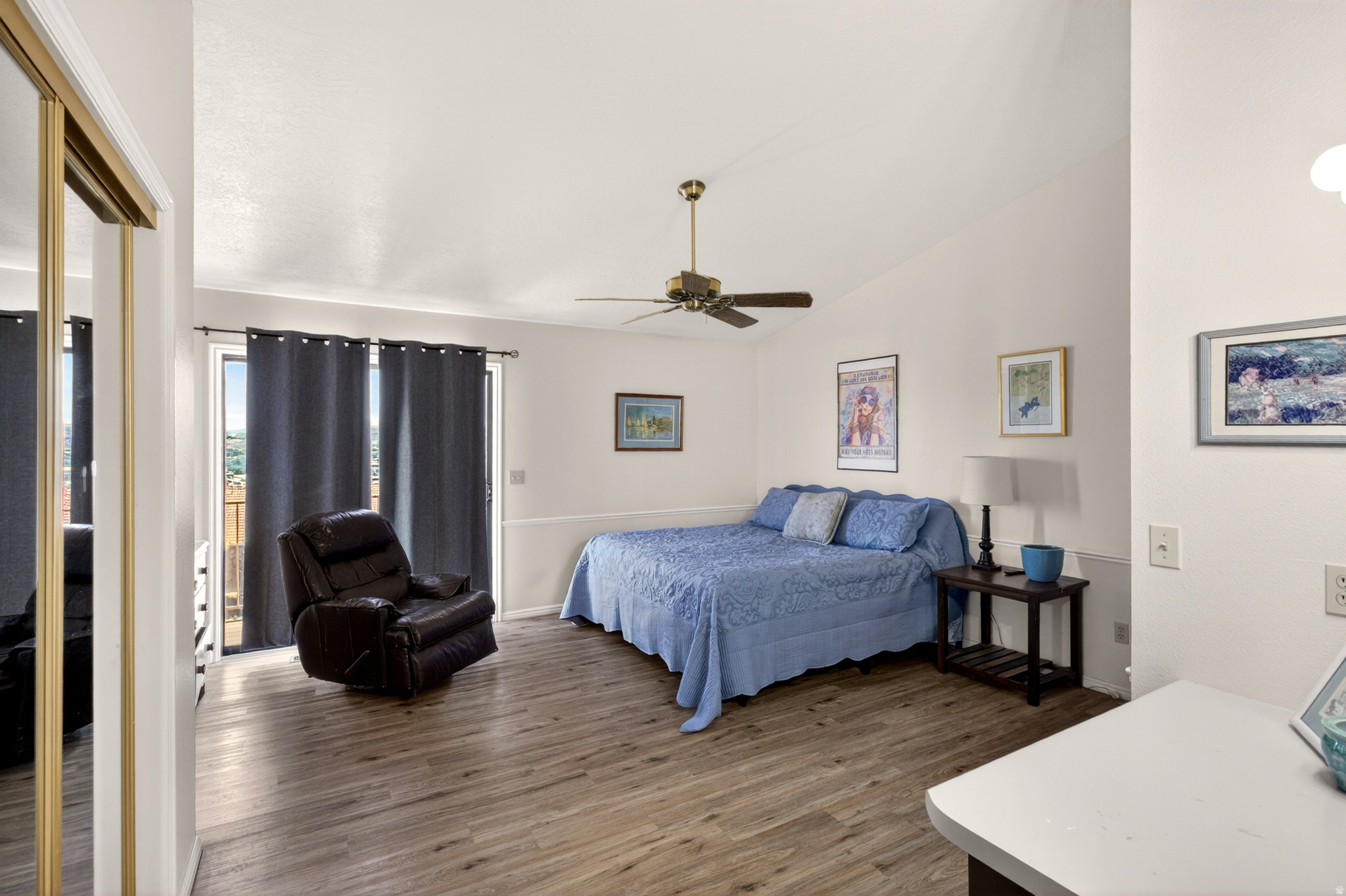 GARDENS SOUTH CONDO 4 - Residential