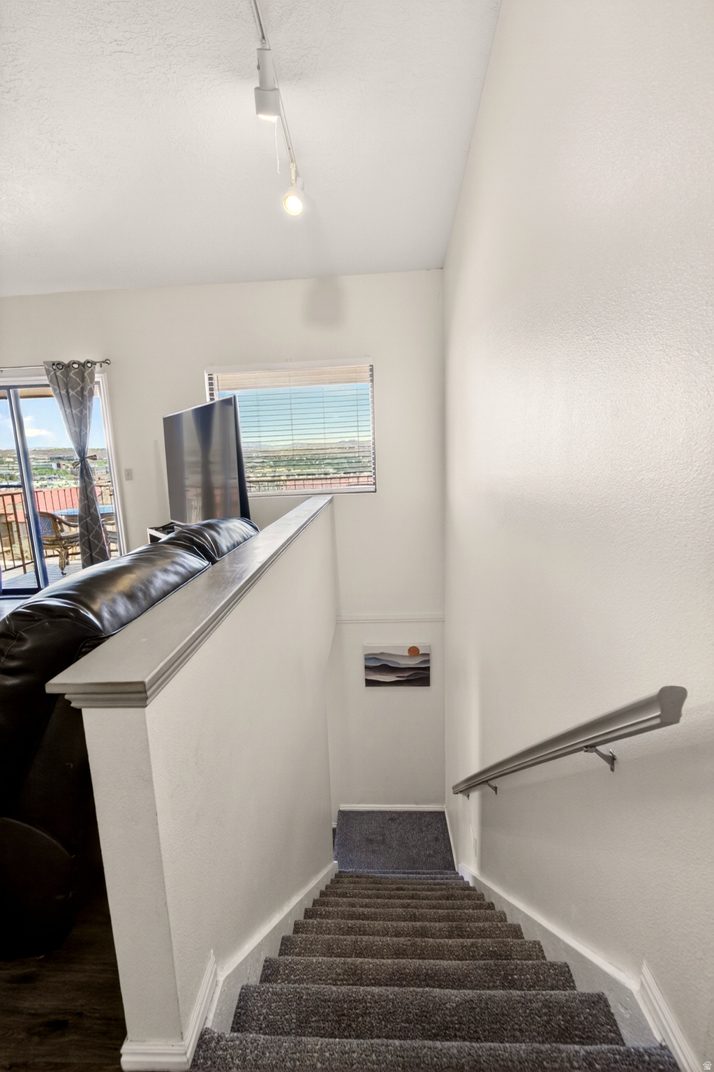 GARDENS SOUTH CONDO 4 - Residential