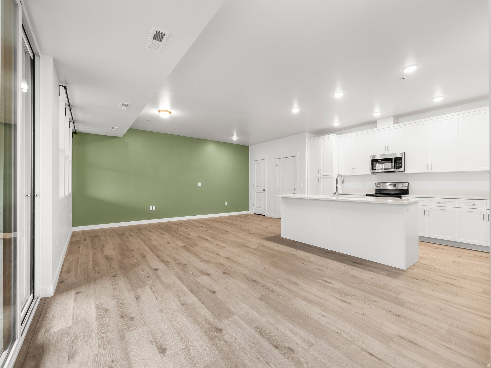 JORDAN HEIGHTS - Residential