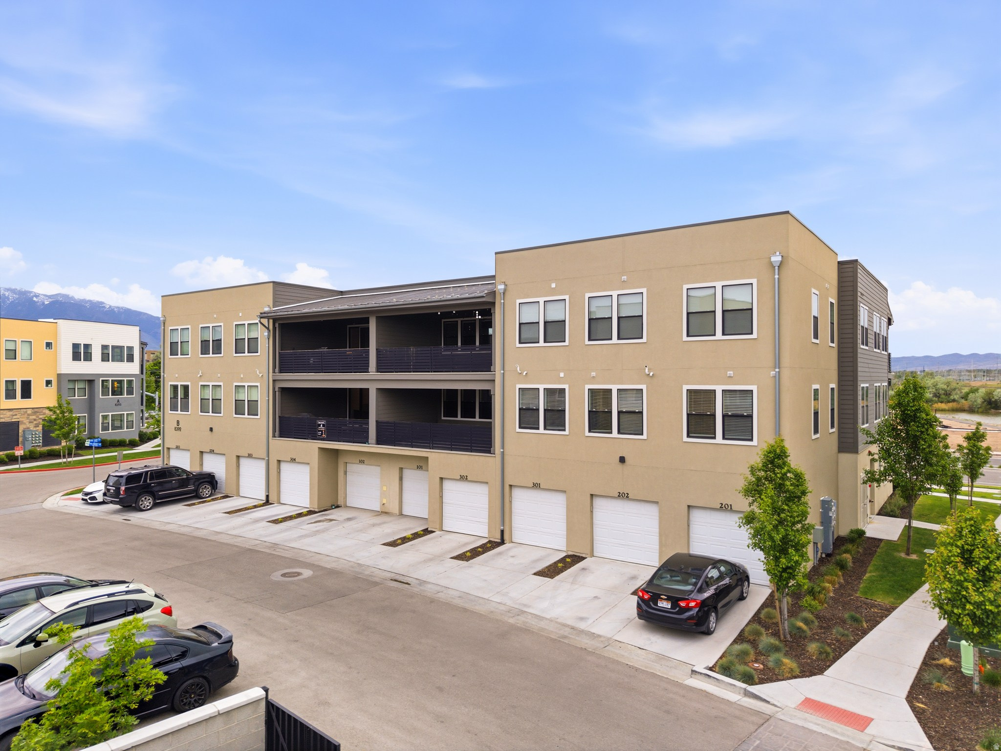 JORDAN HEIGHTS - Residential
