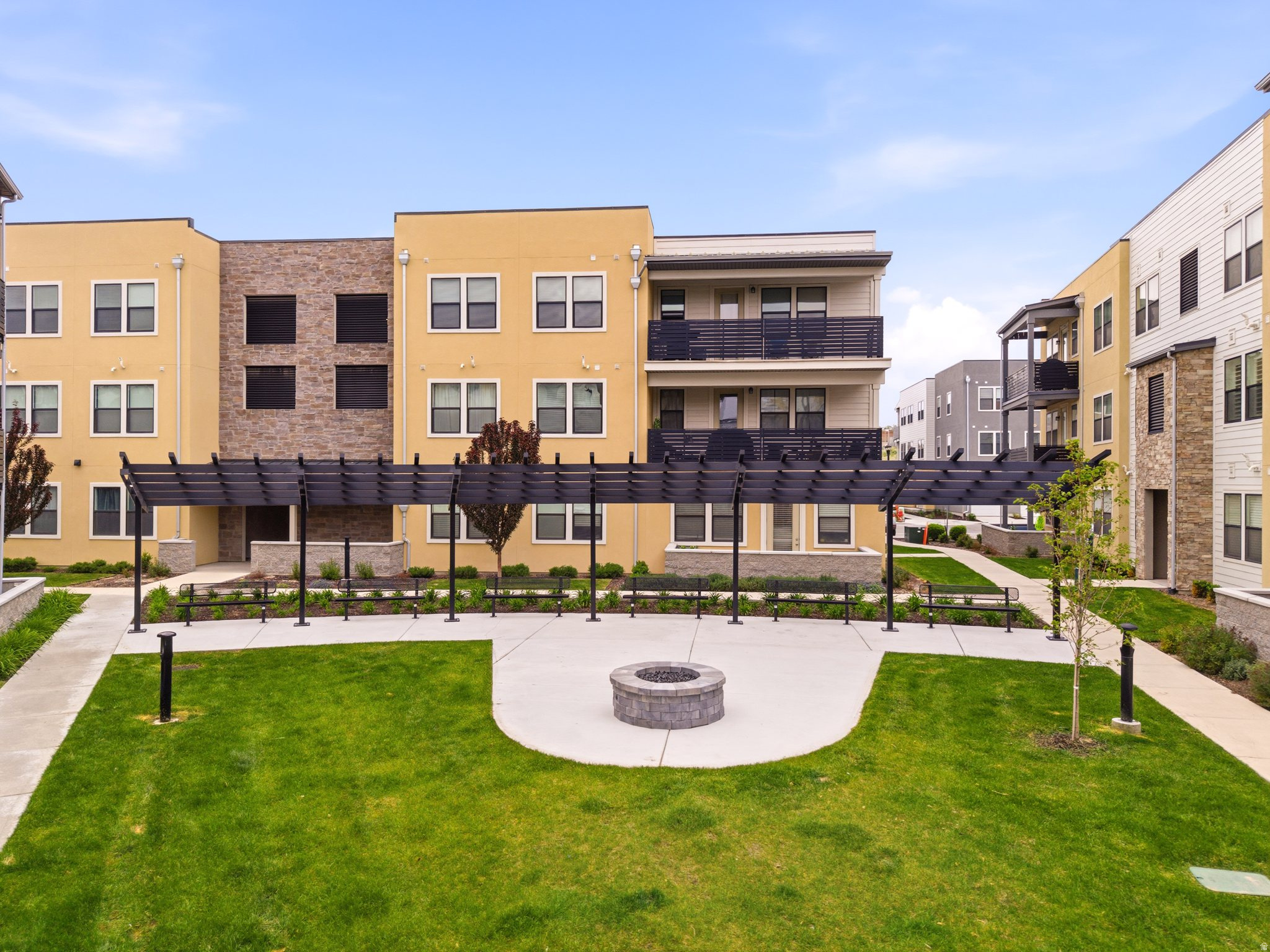 JORDAN HEIGHTS - Residential