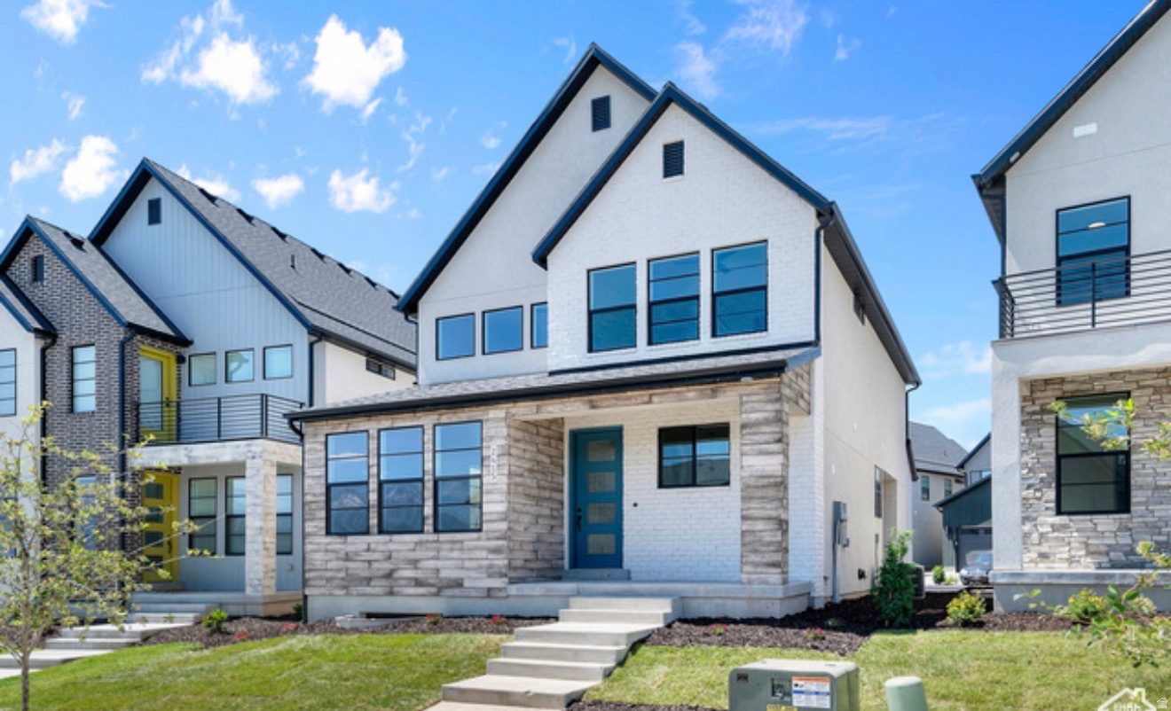 HOLBROOK SCANDIA 3318 - Residential Lease