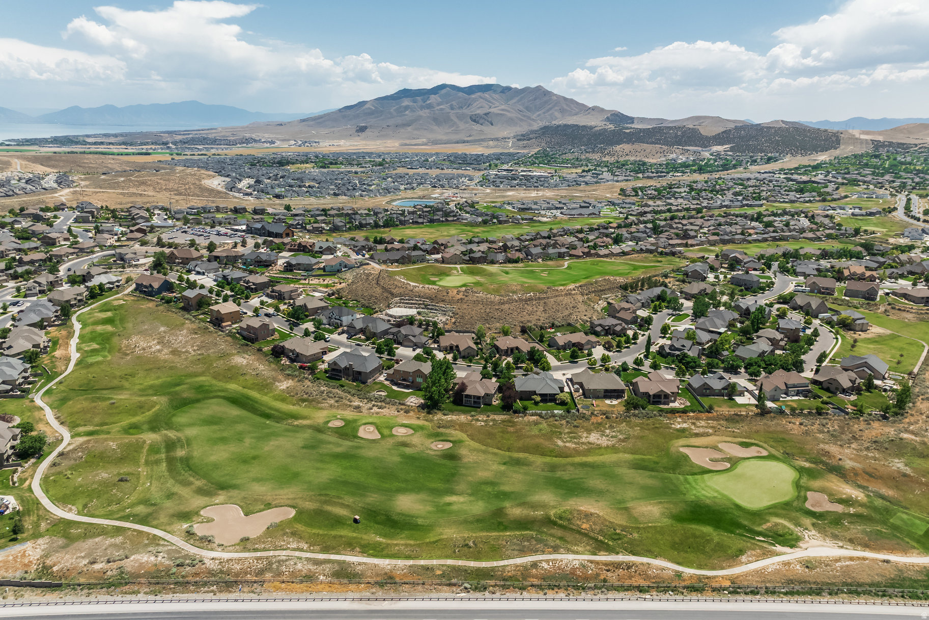 SPRING VALLEY TOWNHOMES - Residential