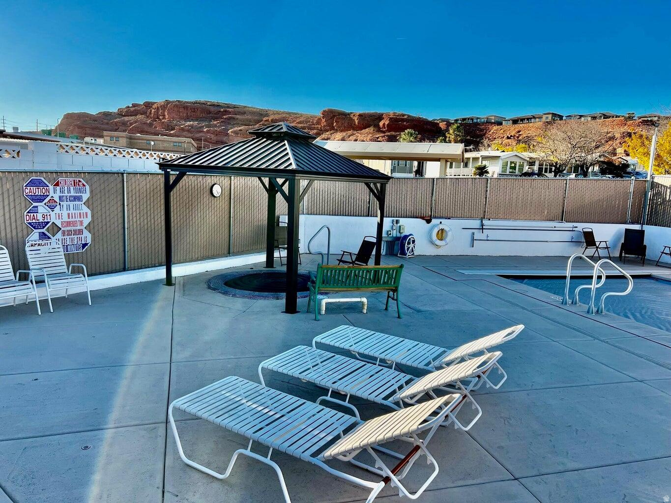 CANYON BREEZE RV RESORT - Land