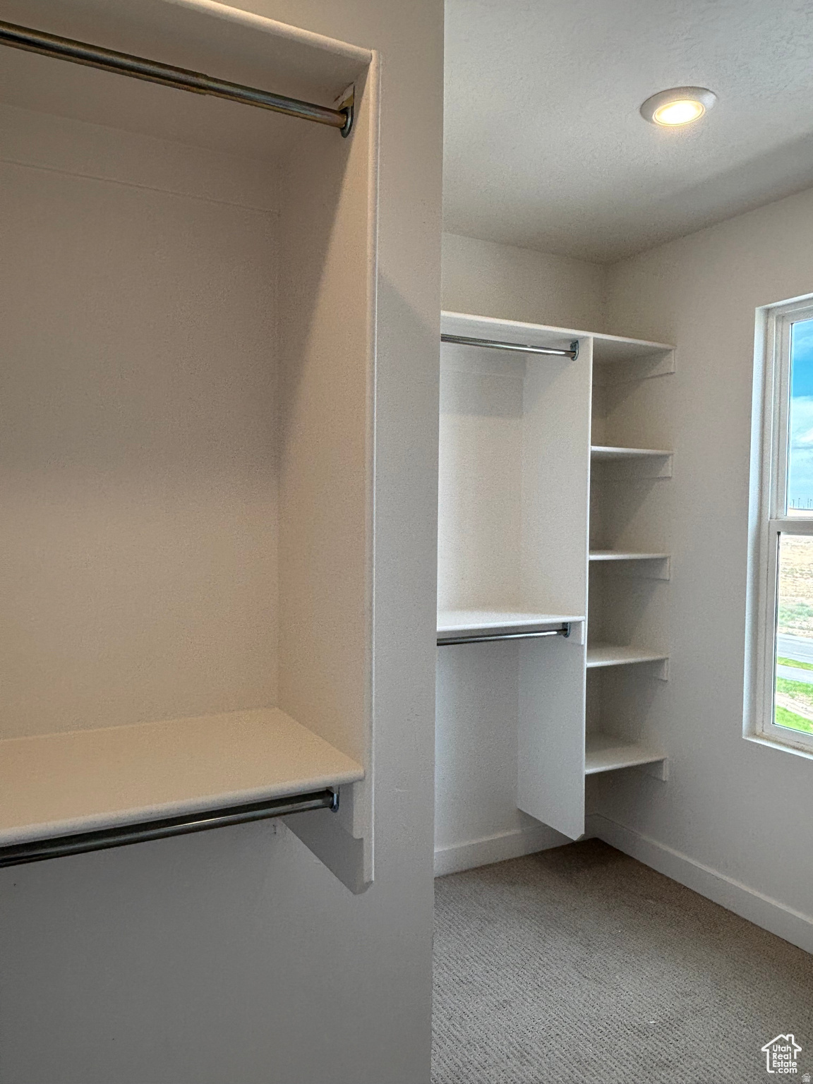 DAYBREAK - Residential