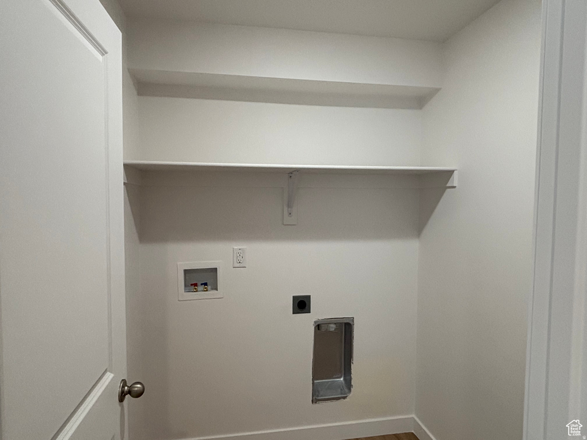 DAYBREAK - Residential