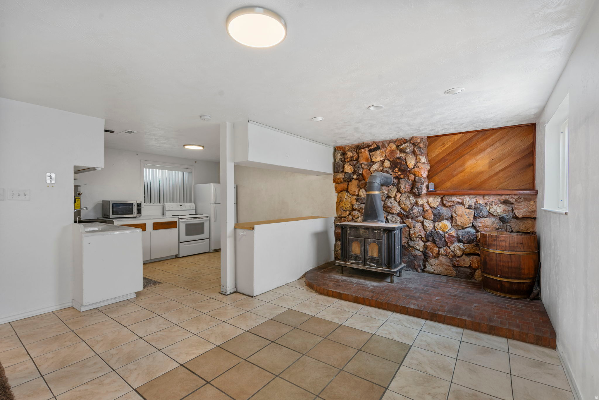 YOUNG PROPERTY - Residential