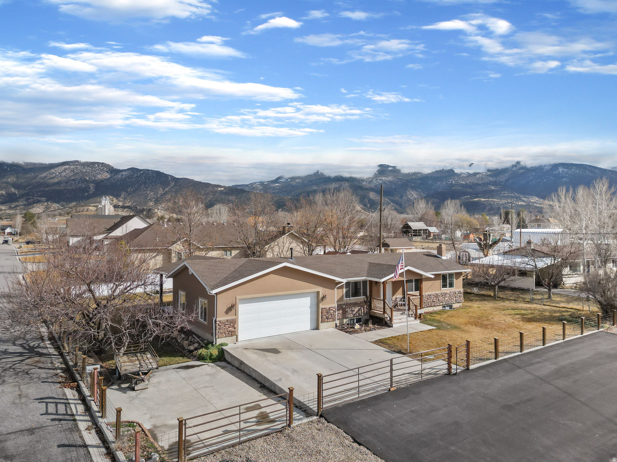 YOUNG PROPERTY - Residential