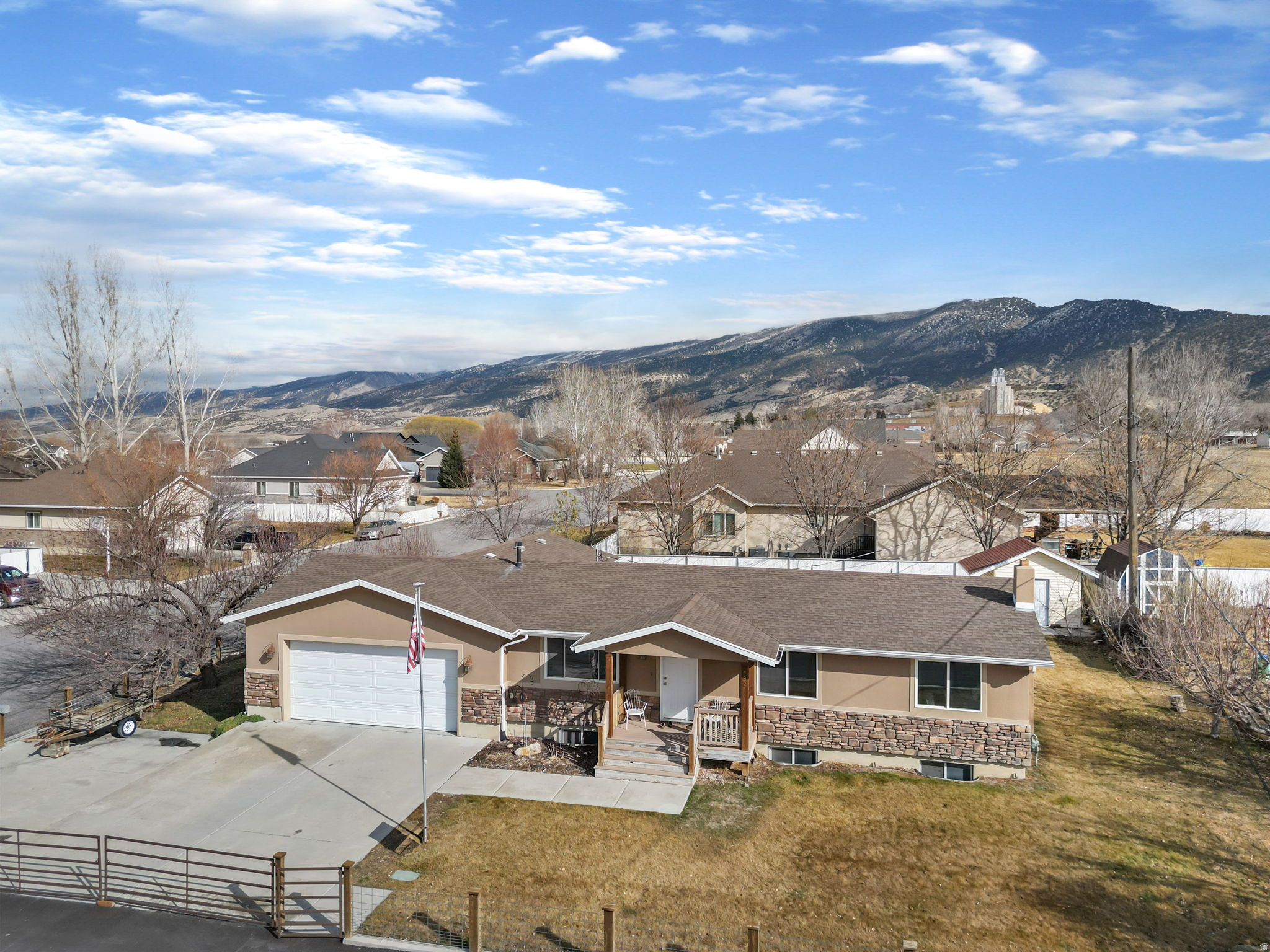 YOUNG PROPERTY - Residential